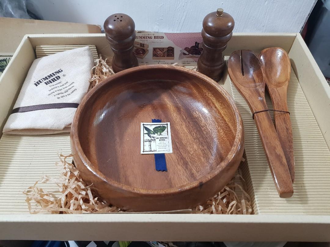 WOODEN SALAD BOWL SET (Category: Food Organization & Storage) located in Pasig City. Submitted by sariranaw (Listing ID 1065704454, Image 1). Description: BOWL SALT SHAKER GRINDER DISPENSER PEPPER SHAKER GRINDER DISPENSER SERVING B. SPOON SERVING B. FORK.