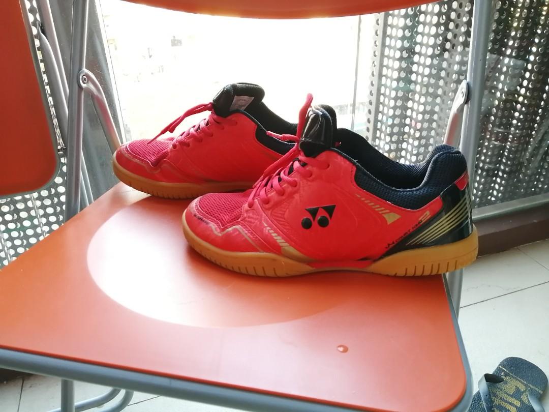 Yonex court king badminton shoes, Women 