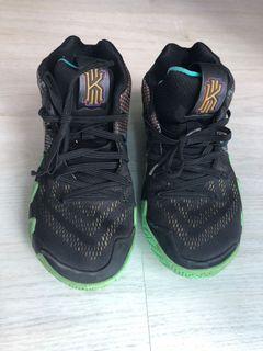 youth size 1 basketball shoes