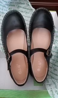 （分類：）位於 。 由 v.c.a.a. 提交（商品編號 1065856678，圖片 1）。簡介： 。
