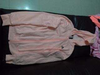 （分類：）位於 。 由 shthftwyes 提交（商品編號 1065805445，圖片 1）。簡介： 。