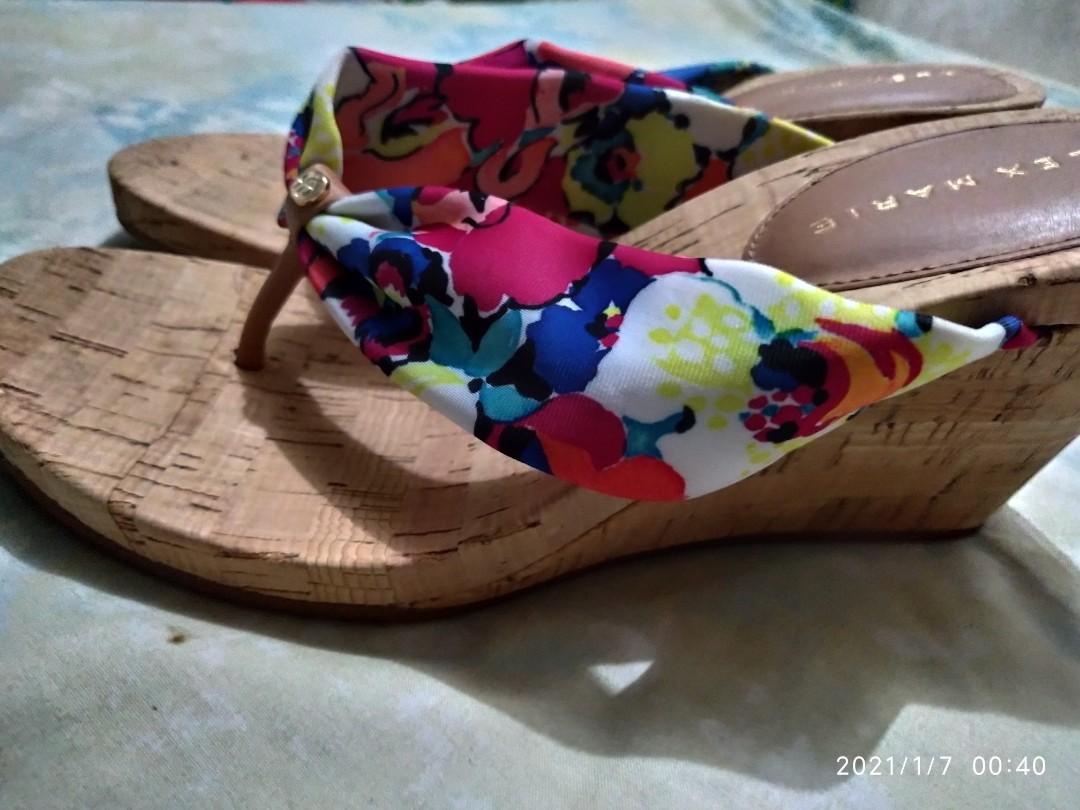 Alex marie flip flops store