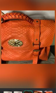 (Category: ) located in . Submitted by happynut1188 (Listing ID 1065891054, Image 1). Description: .