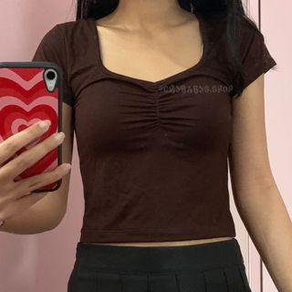 brown mabel top dupe / y2k baby tee kaos crop top tee tshirt tshirt coklat brandy melville dupe