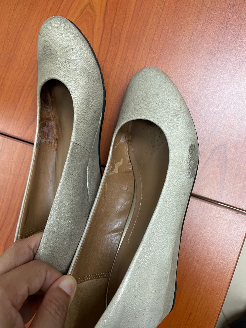 Clarks Vendra Bloom Women s Fashion Footwear Wedges on Carousell
