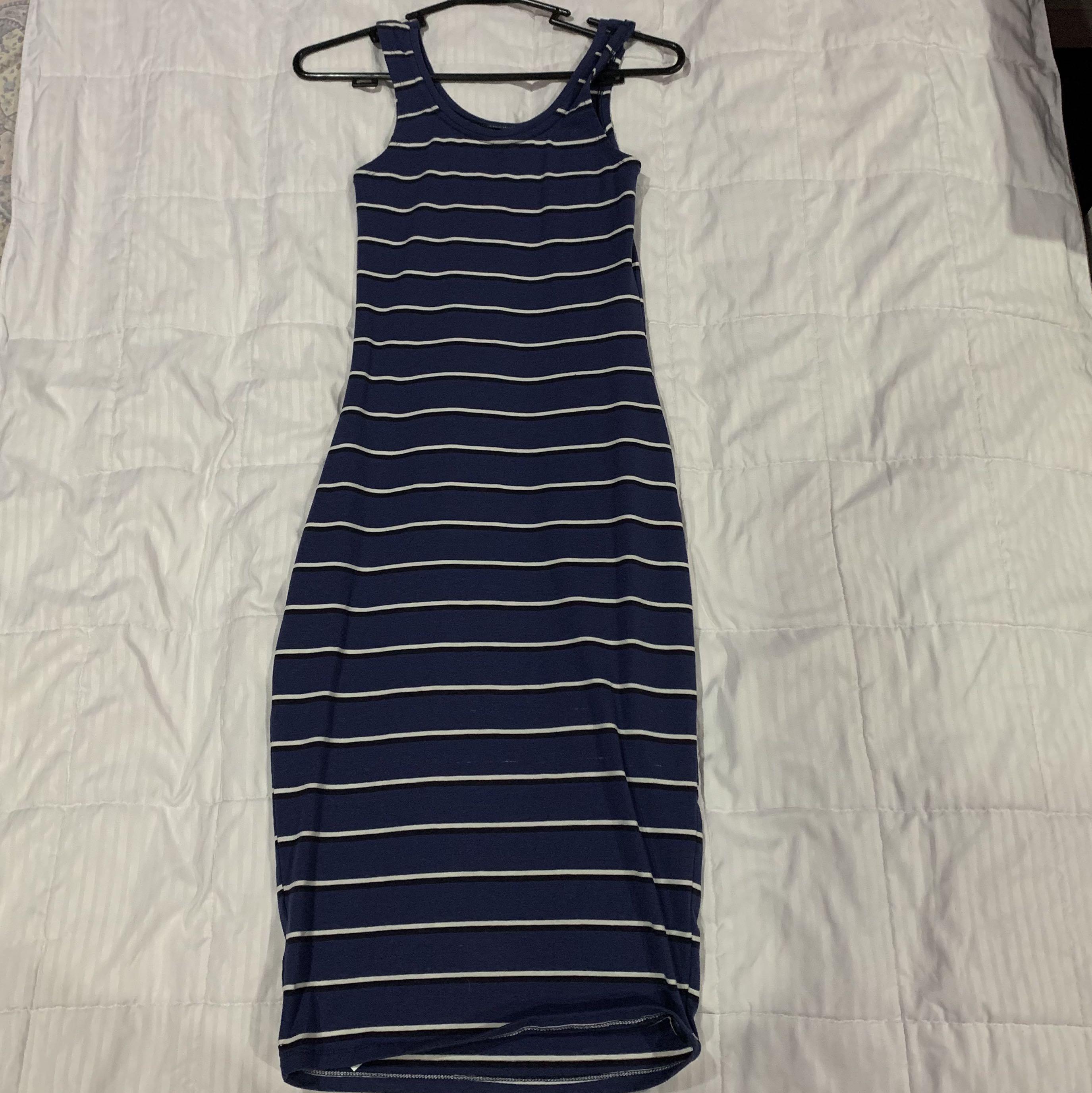 Cotton on Bodycon Dress (Category: Dresses) located in Pasig City. Submitted by ysabeldc (Listing ID 1065908305, Image 1). Description: Never used. Super flattering Rfs: decluttering.
