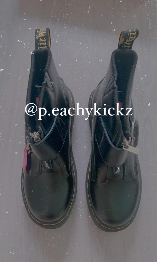 dr martens lazy oaf heart sandals