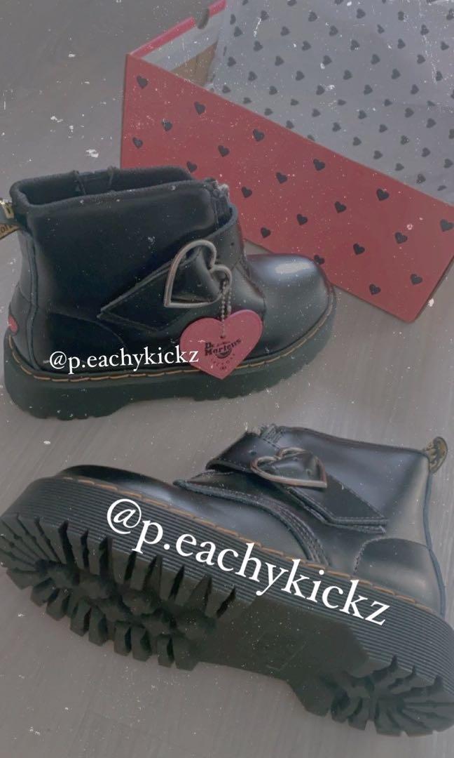 dr martens lazy oaf heart sandals