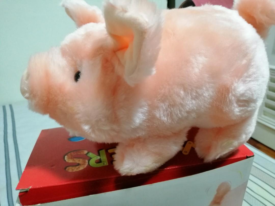 Hamleys shop pudgey pig