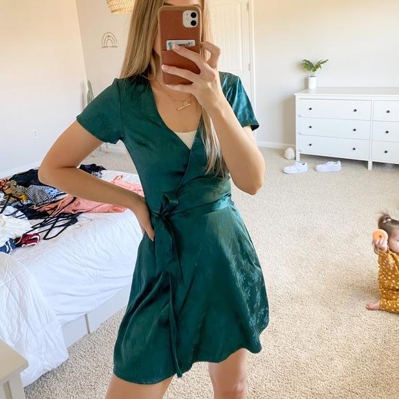 H&m satin wrap dress on sale