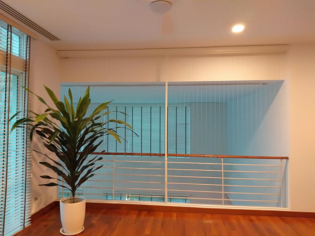 Invisible grille / Staircase invisible railing / Staircase railing ...