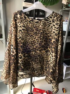 (Category: ) located in . Submitted by prelovedbysyaabd (Listing ID 1065828089, Image 1). Description: .