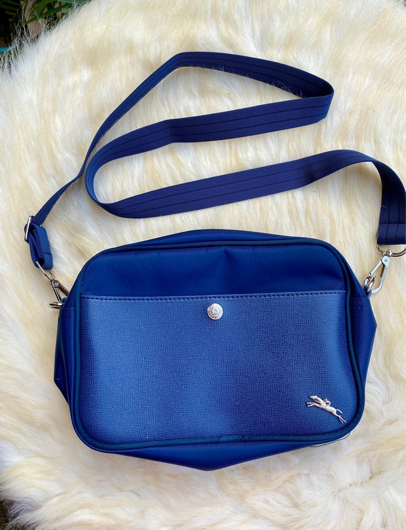 Long champ sling bag price clearance