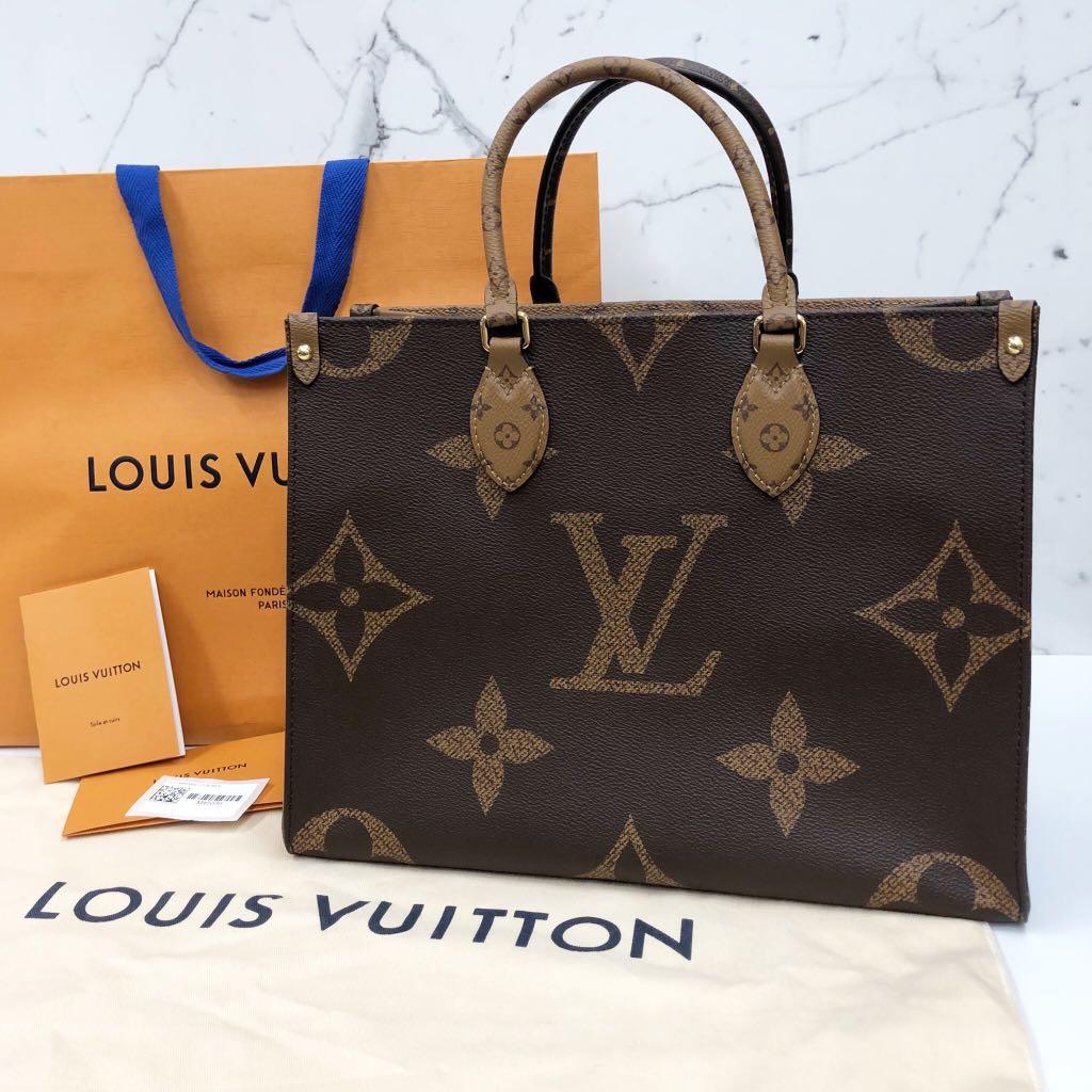 Louis Vuitton Onthego MM Monogram, Women's Fashion, Bags & Wallets, Purses  & Pouches on Carousell