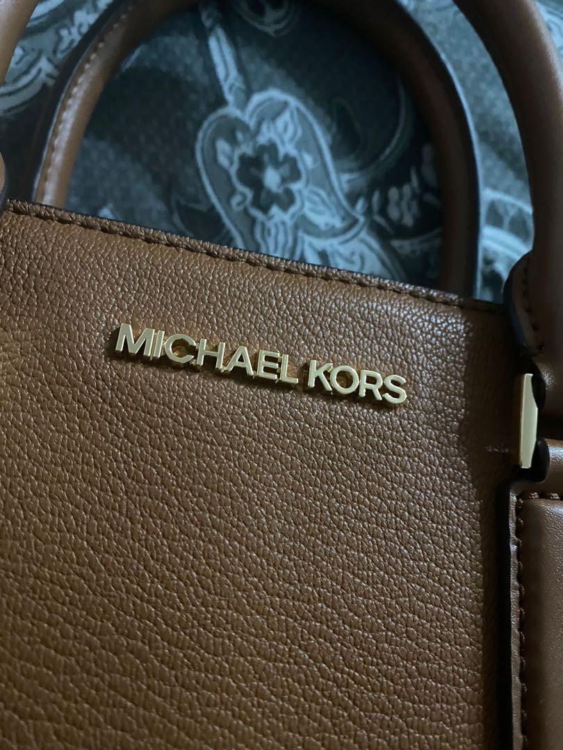 Michael Kors Alessa Hand Crossbody Bag Medium Women s Fashion