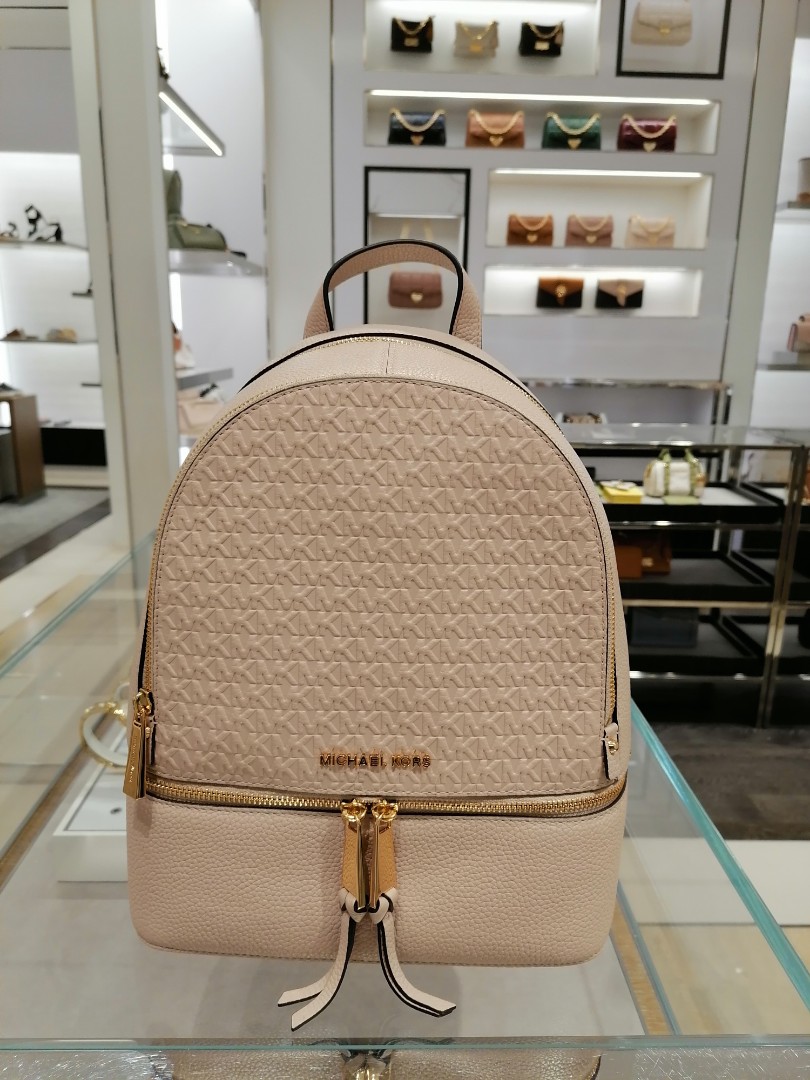 Michael kors rhea zip medium backpack Women s Fashion Bags