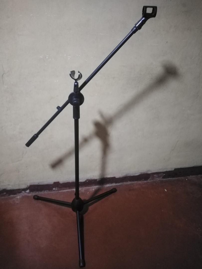 Microphone stand boom stand microphone (Category: Microphones) located in Quezon City. Submitted by smithwarren46 (Listing ID 1065866080, Image 3). Description: Brandnew P600 #boommicstand. Adjustable height up to 6ft. 2 mic.holder,Tripod Stand with rubber foot pads. Easy to carry. Pick up lagro Q.c or via delivery service rider po. More item for sale.. like or follow my page #BSAonlinestore https://www.facebook.com/BSA-online-store-1040634280786