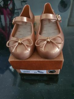 (Category: ) located in . Submitted by PutriZarah (Listing ID 1065983987, Image 1). Description: .