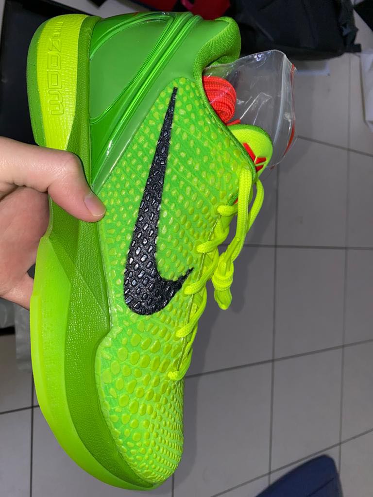 footlocker kobe green apple