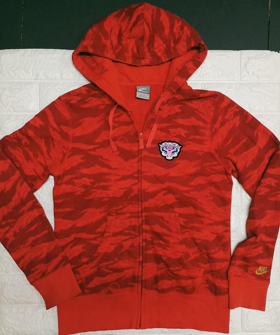 Nike youth large sale