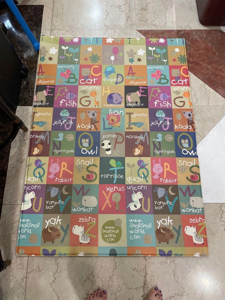 Parklon alphabet playmat with modern zigzag print design on the flip