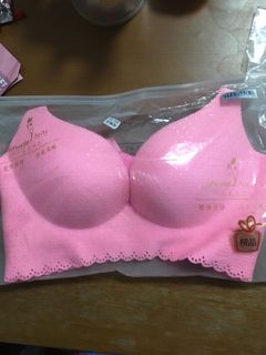 (Category: ) located in . Submitted by jenuine_bear (Listing ID 1065920187, Image 1). Description: .