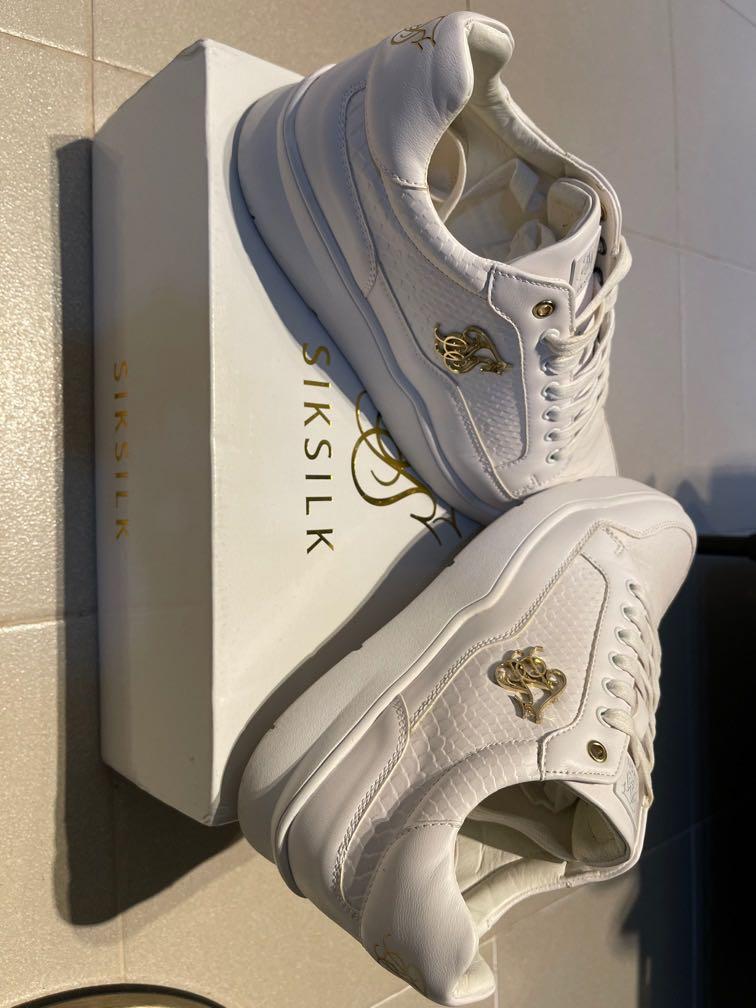 Siksilk Leather White Sneakers with Gold Hardware, Men's Fashion, Footwear, Shoes on Carousell