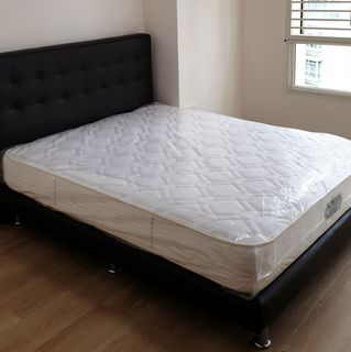 SIMMONS Luxury Deep Sleep™ Pillow *BRAND NEW*, Furniture & Home Living