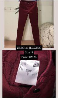 UNIQLO MAROON JEGGING