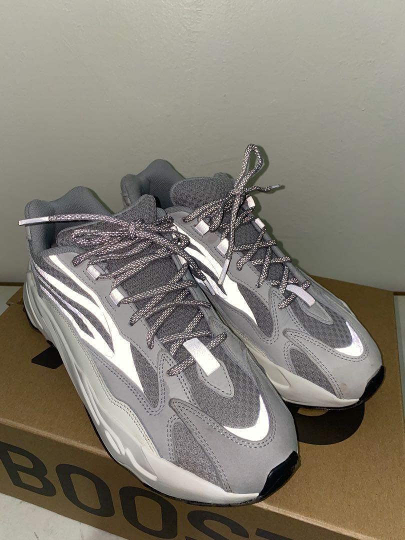 yeezy 700v2 cream