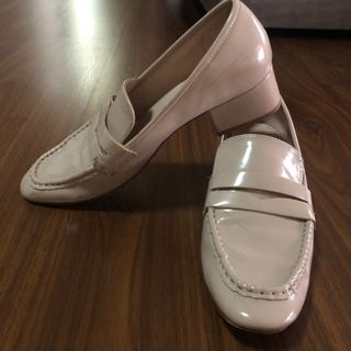 (Category: ) located in . Submitted by stylemnl (Listing ID 1065838775, Image 1). Description: .