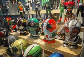 日本鹹蛋超人透明基地 玩具 遊戲類 玩具 Carousell