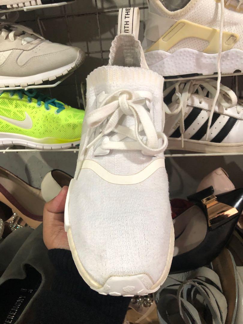 Nmd triple hotsell white japan review