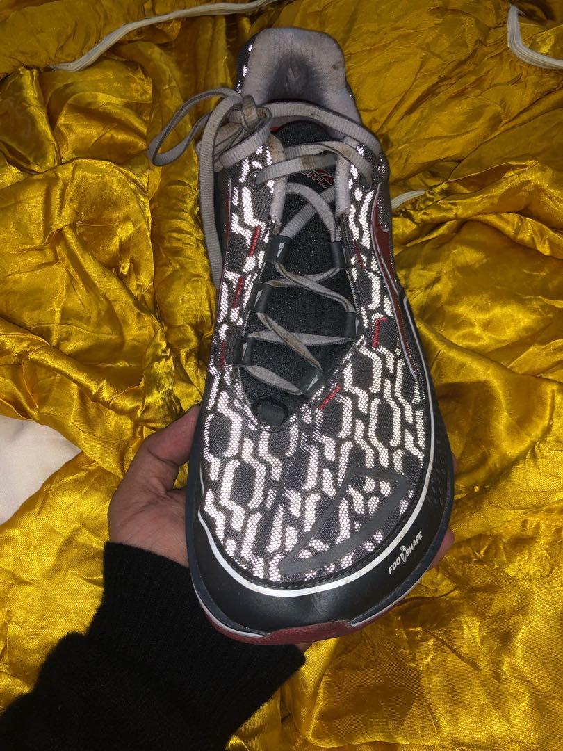 Altra Timp IQ Charcoal Red Trail Running