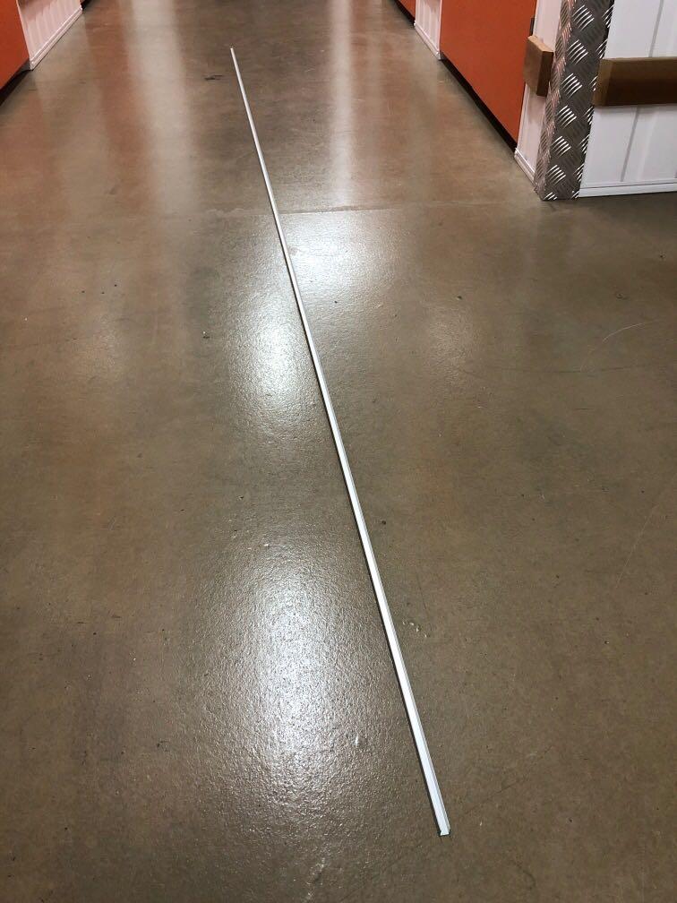 Aluminum U bar, Everything Else on Carousell