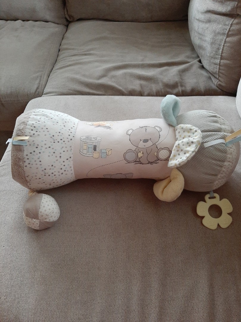 Tummy time hotsell pillow mothercare