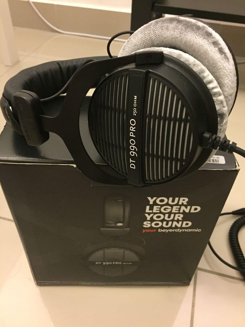 Beyerdynamic dt 990 pro focusrite scarlett outlet