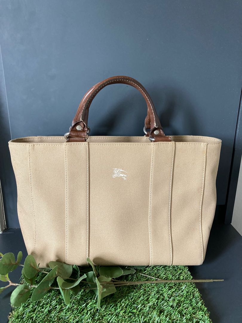 burberry handle bag