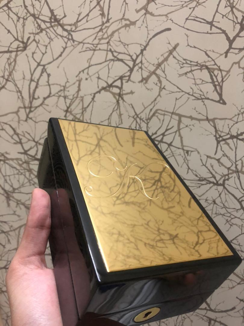 Kilian store gold oud