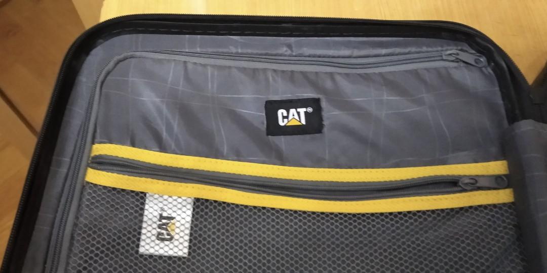 Caterpillar luggage 20", 其他, 其他 Carousell