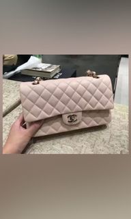 Chanel 21C / 21S rose clair / light pink small cf, Women's Fashion, Bags &  Wallets, Cross-body Bags on Carousell