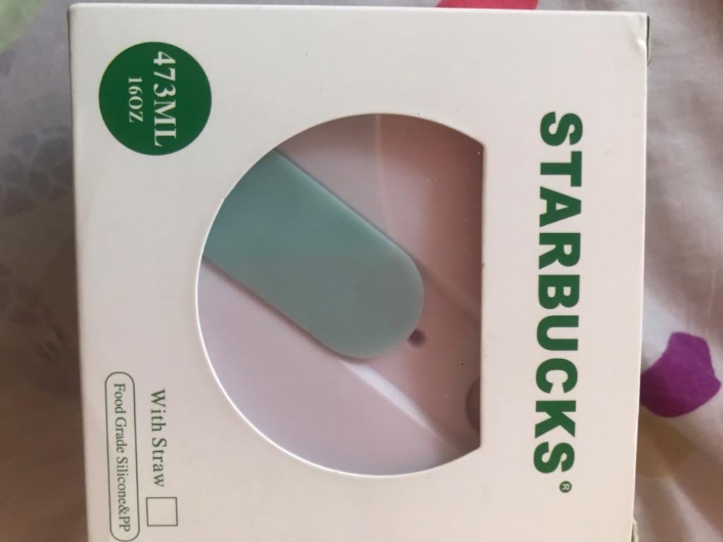 Collapsible Starbucks Cup (Category: Water Bottles & Tumblers) located in Manila. Submitted by amseller8 (Listing ID 1066044164, Image 1). Description: Good for hot&cold Silicone rubber coffee cup 473ml With straw & foldable .