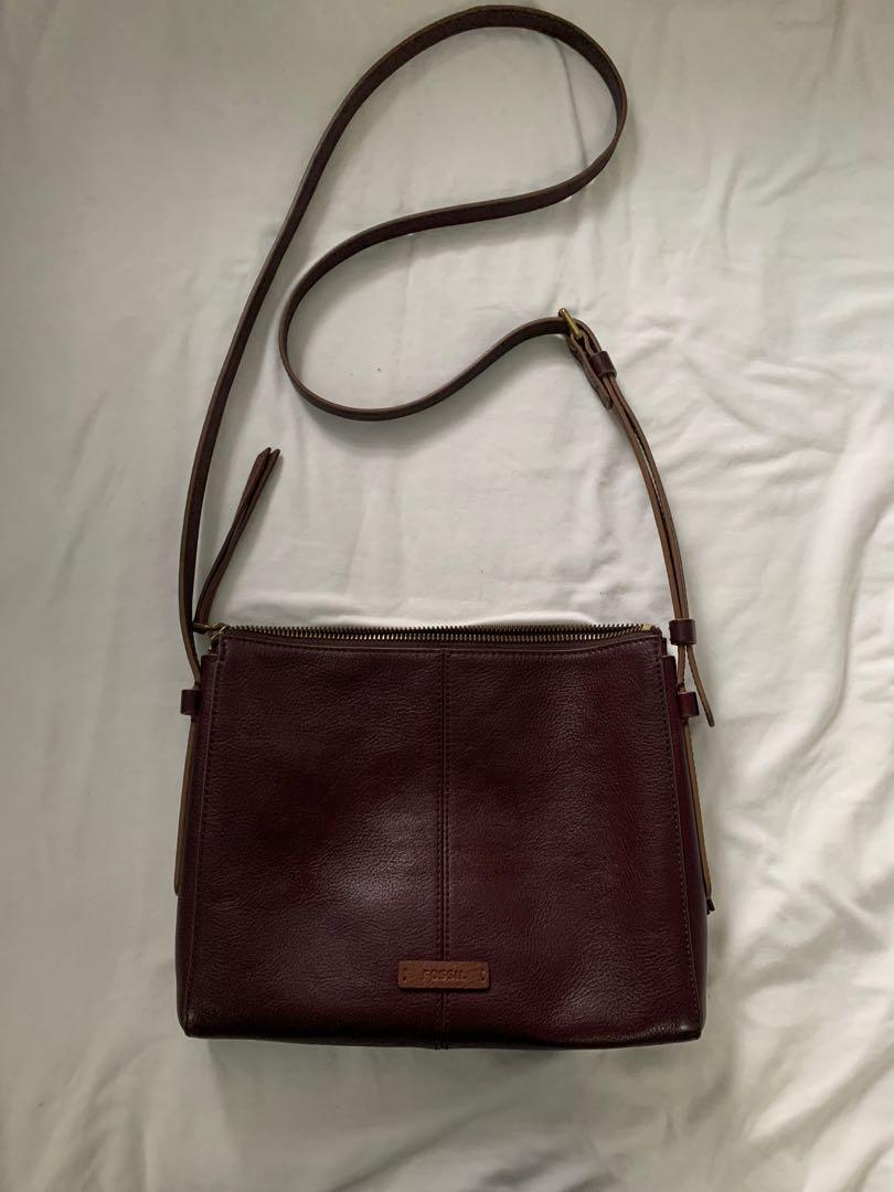 Fossil Felicity Crossbody In Maroon Women S Fashion Bags Wallets On Carousell