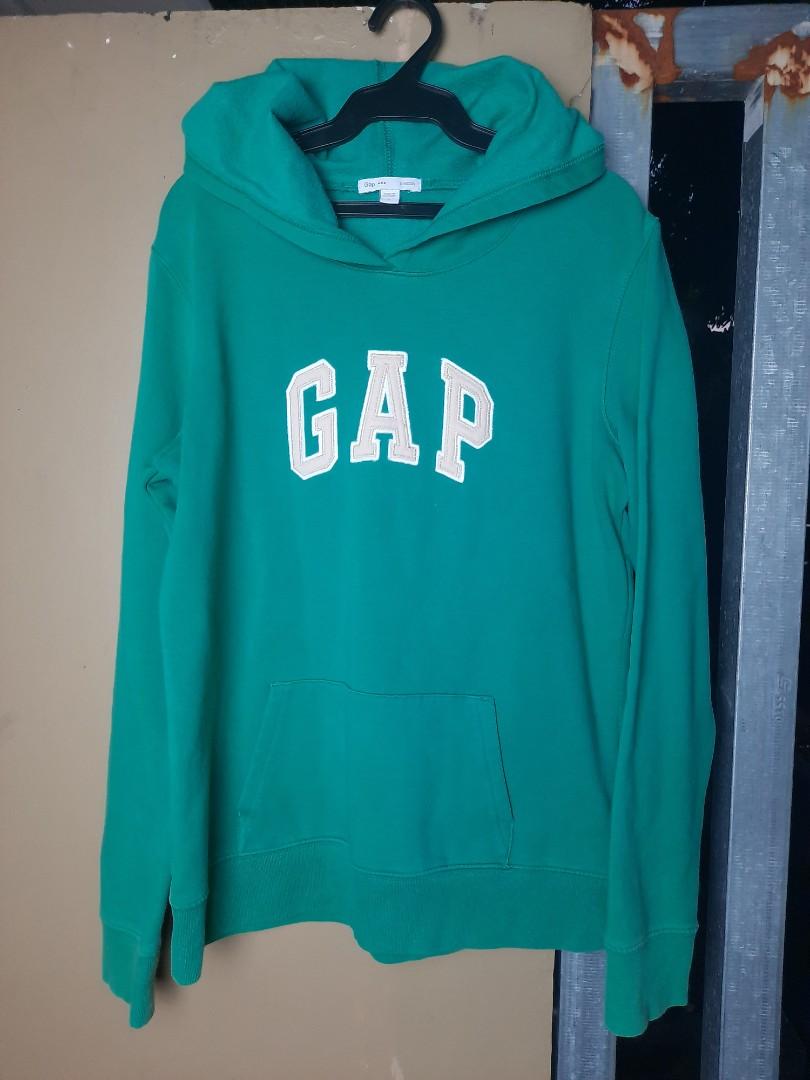 gap green sweater