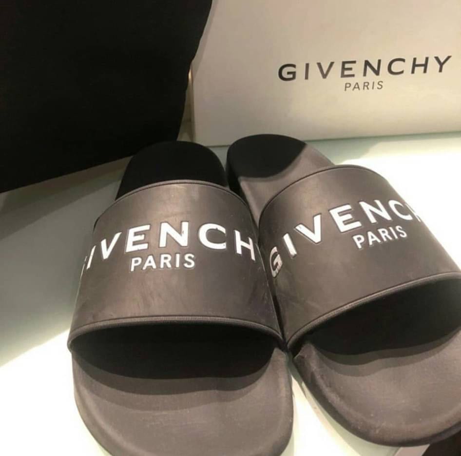 Givenchy slide, Fesyen Pria, Sepatu , Sandal di Carousell