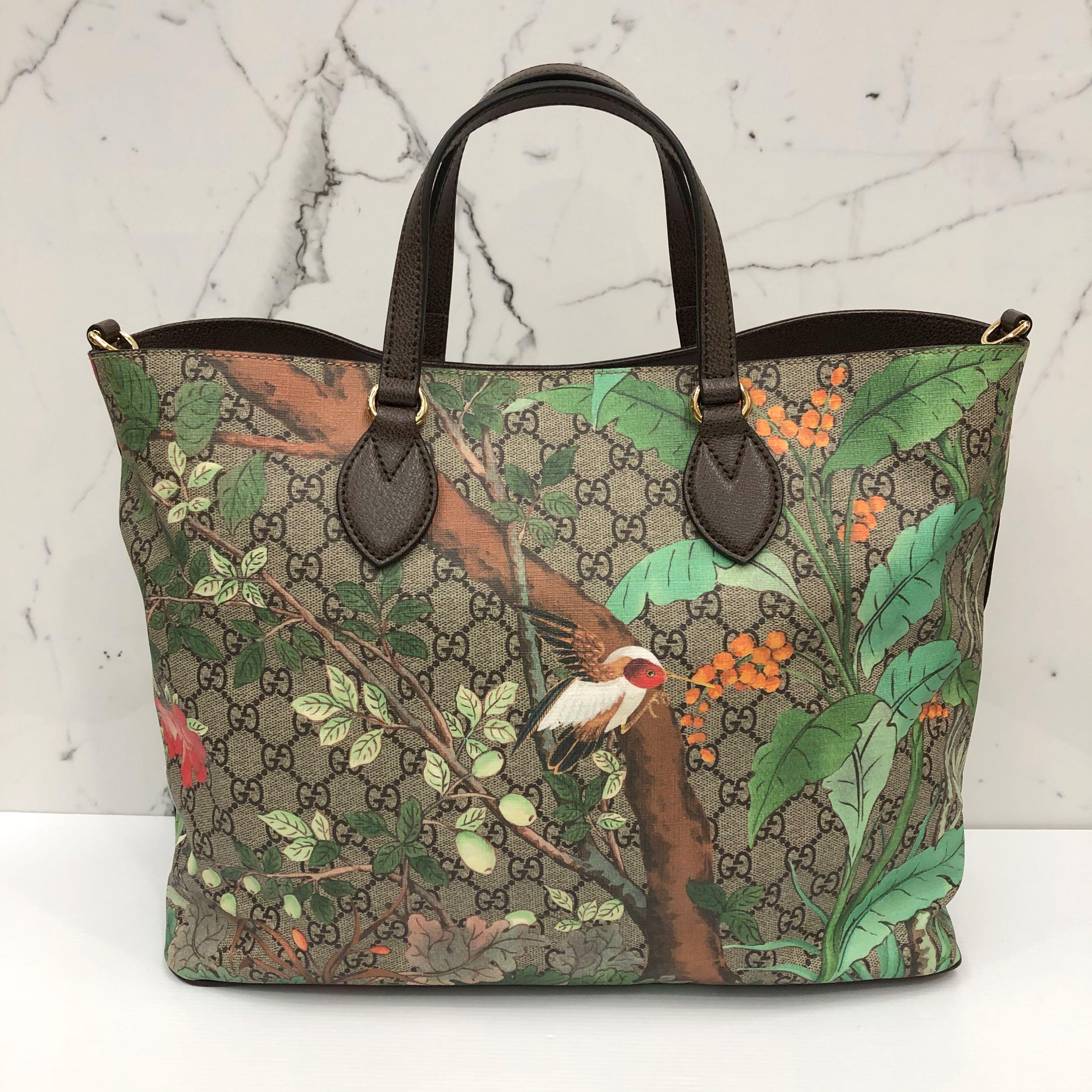 Gucci 453705 2025