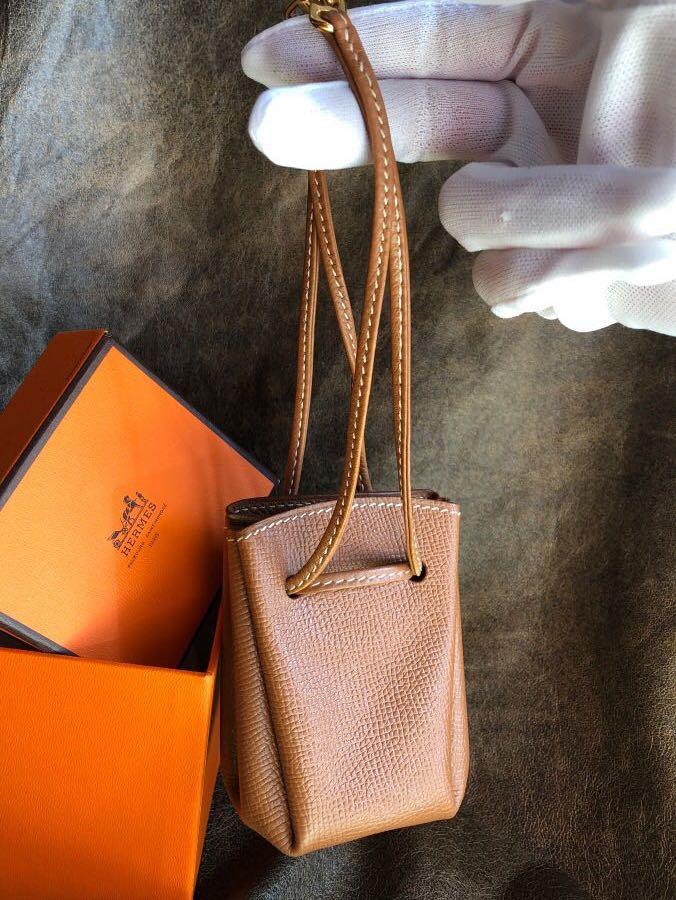 Hermes Vespa pouch. 小物袋, 名牌, 飾物及配件- Carousell