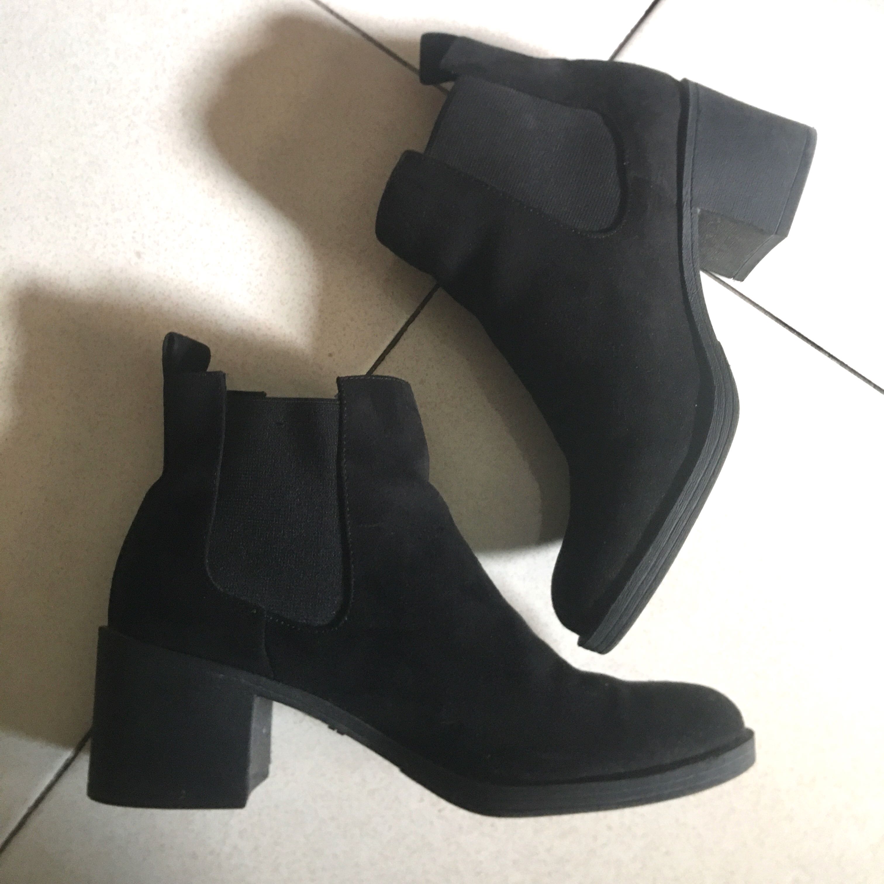 h&m black suede ankle boots
