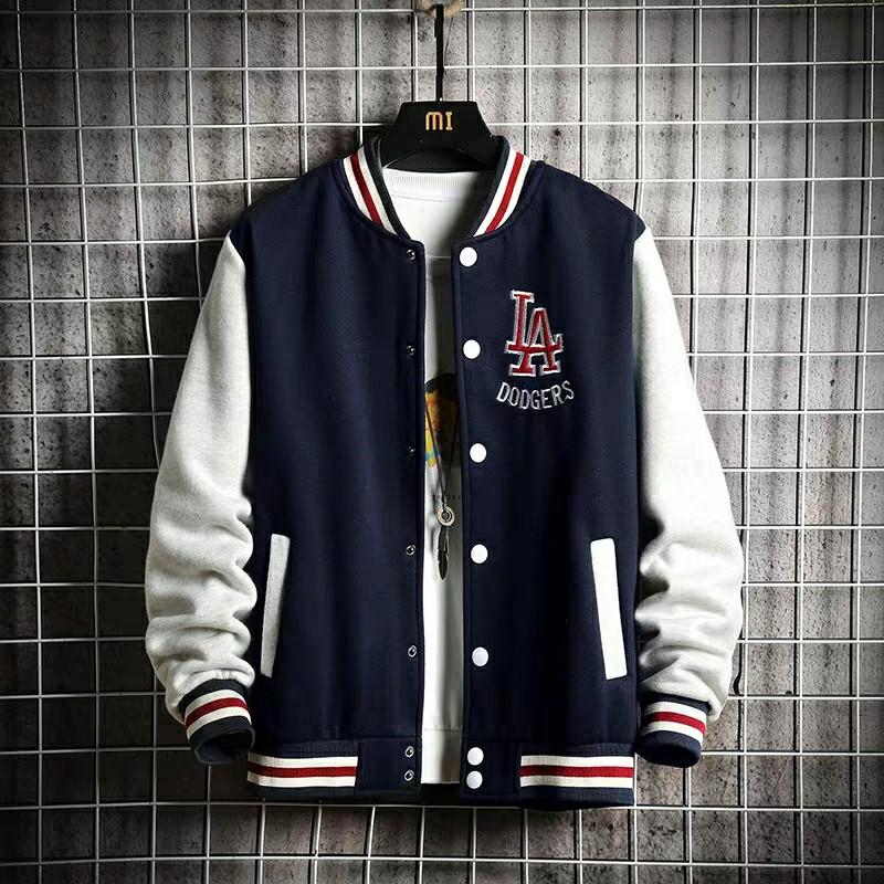 Jacket （分類：外套及戶外衣服）位於 Hong Kong。 由 kaka1208 提交（商品編號 1066014718，圖片 3）。簡介： size M-5XL。