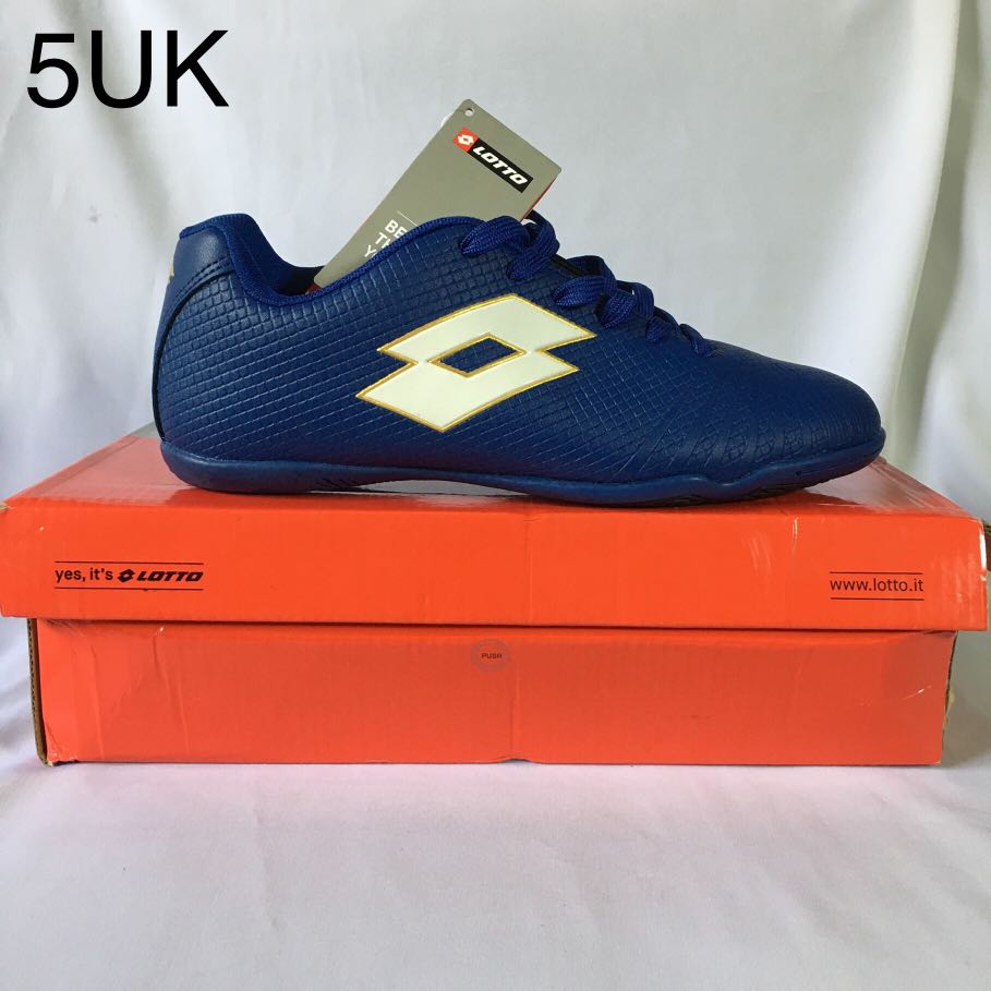 lotto futsal shoes kasut futsal Men s Fashion Activewear on